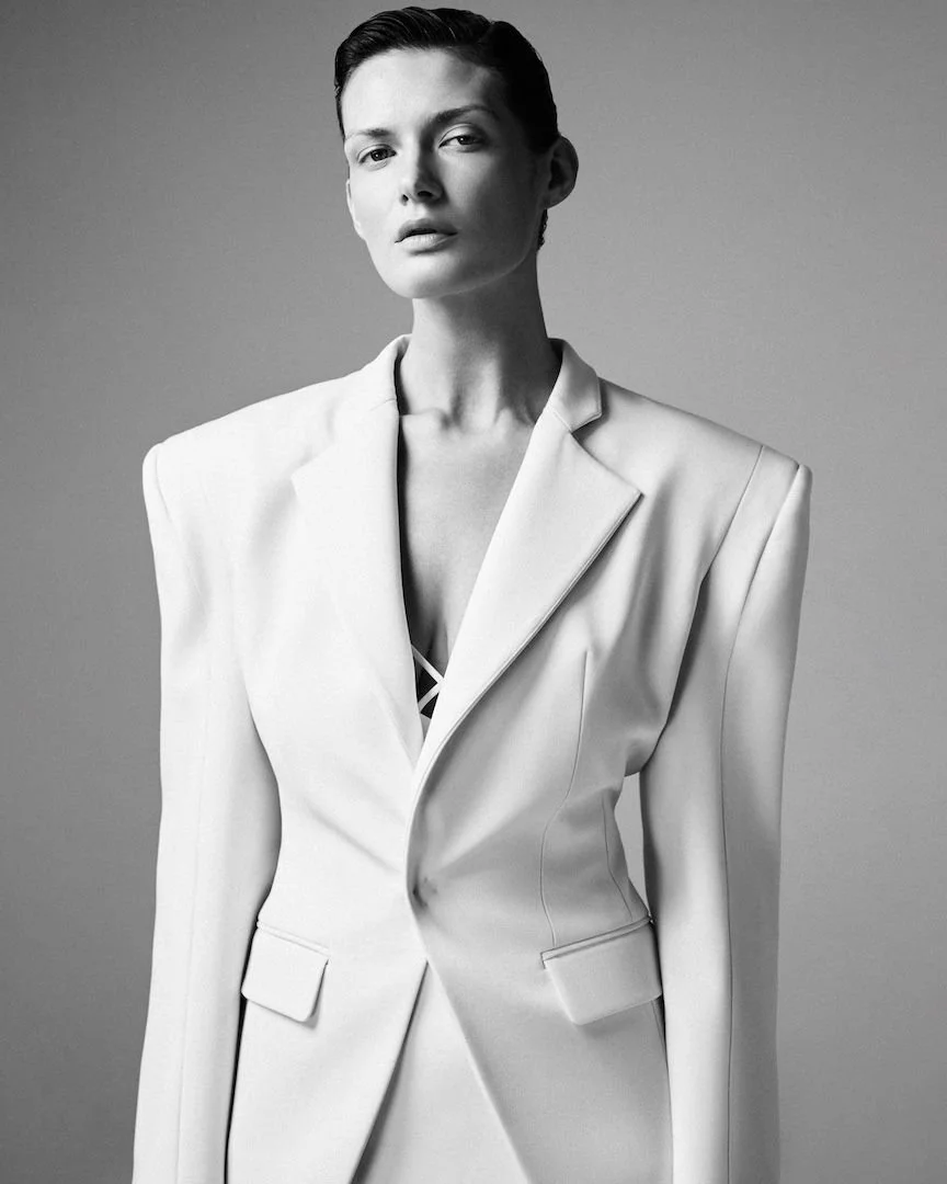 6-alexandra-m-main-book-jeel-management.jpg