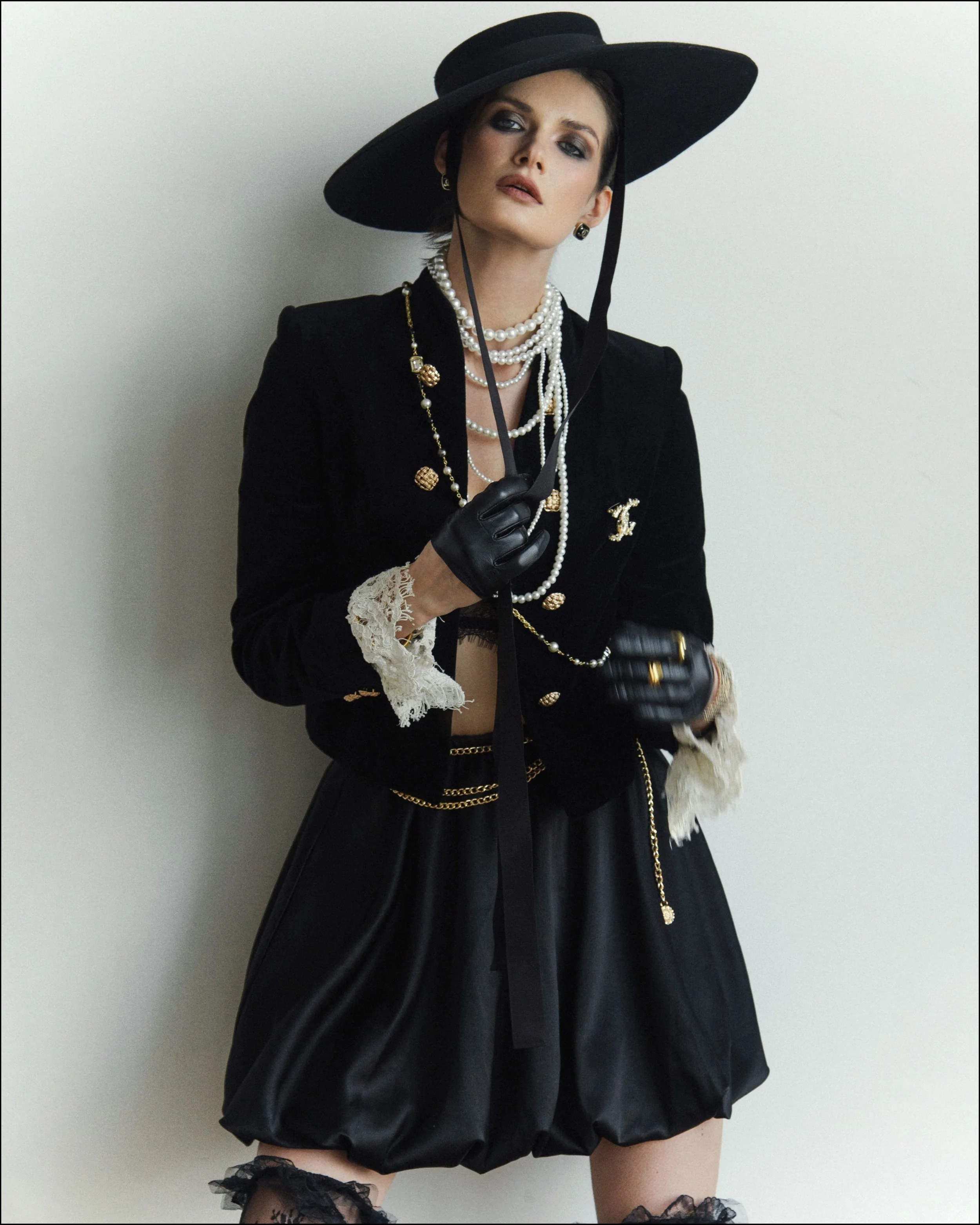 8-alexandra-m-main-book-jeel-management.jpg