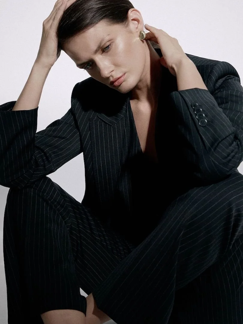16-alexandra-m-main-book-jeel-management.jpg