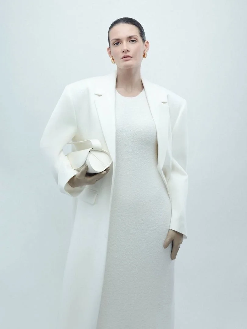 42-alexandra-m-main-book-jeel-management.jpg