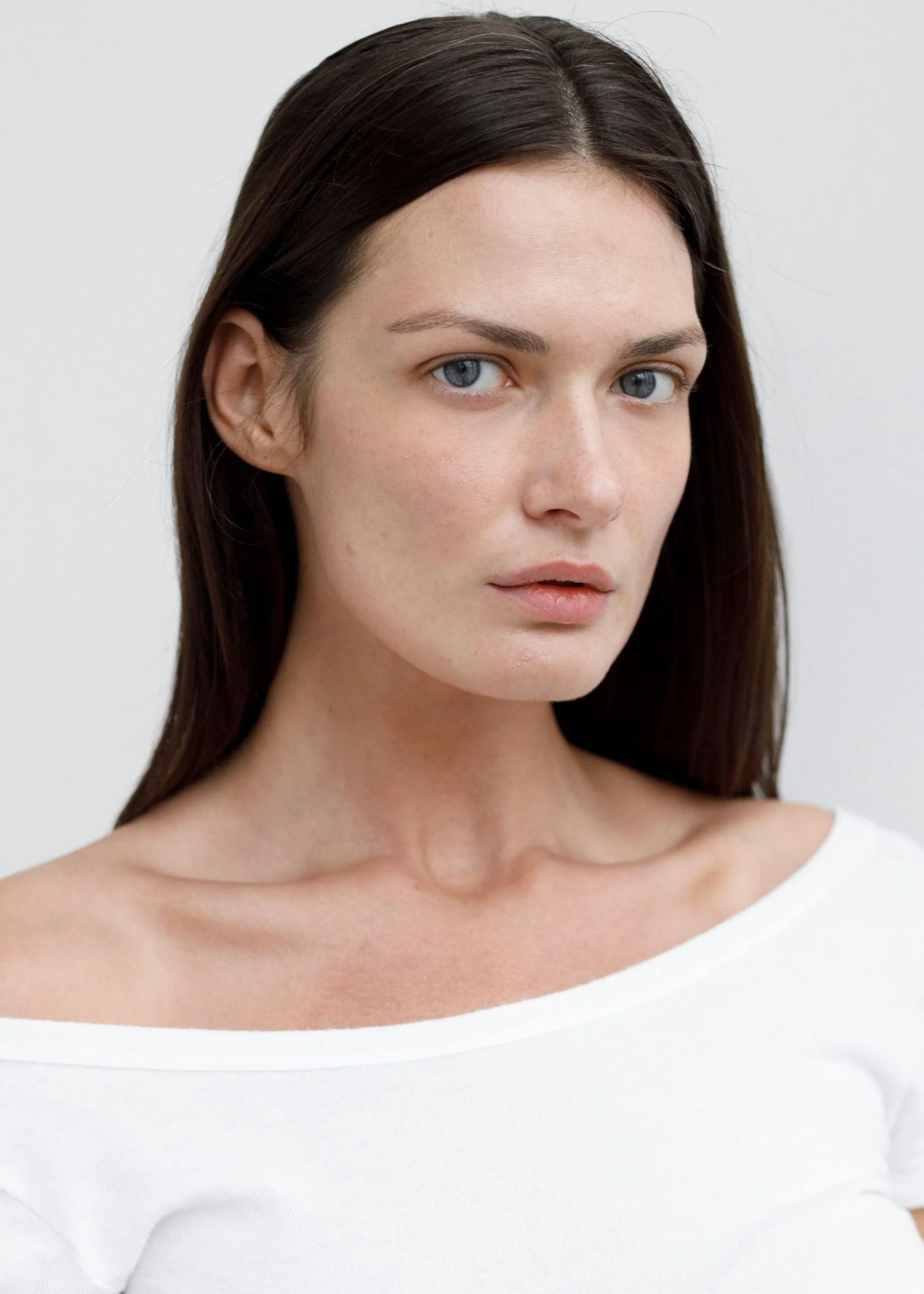 46-alexandra-m-main-book-jeel-management.jpg