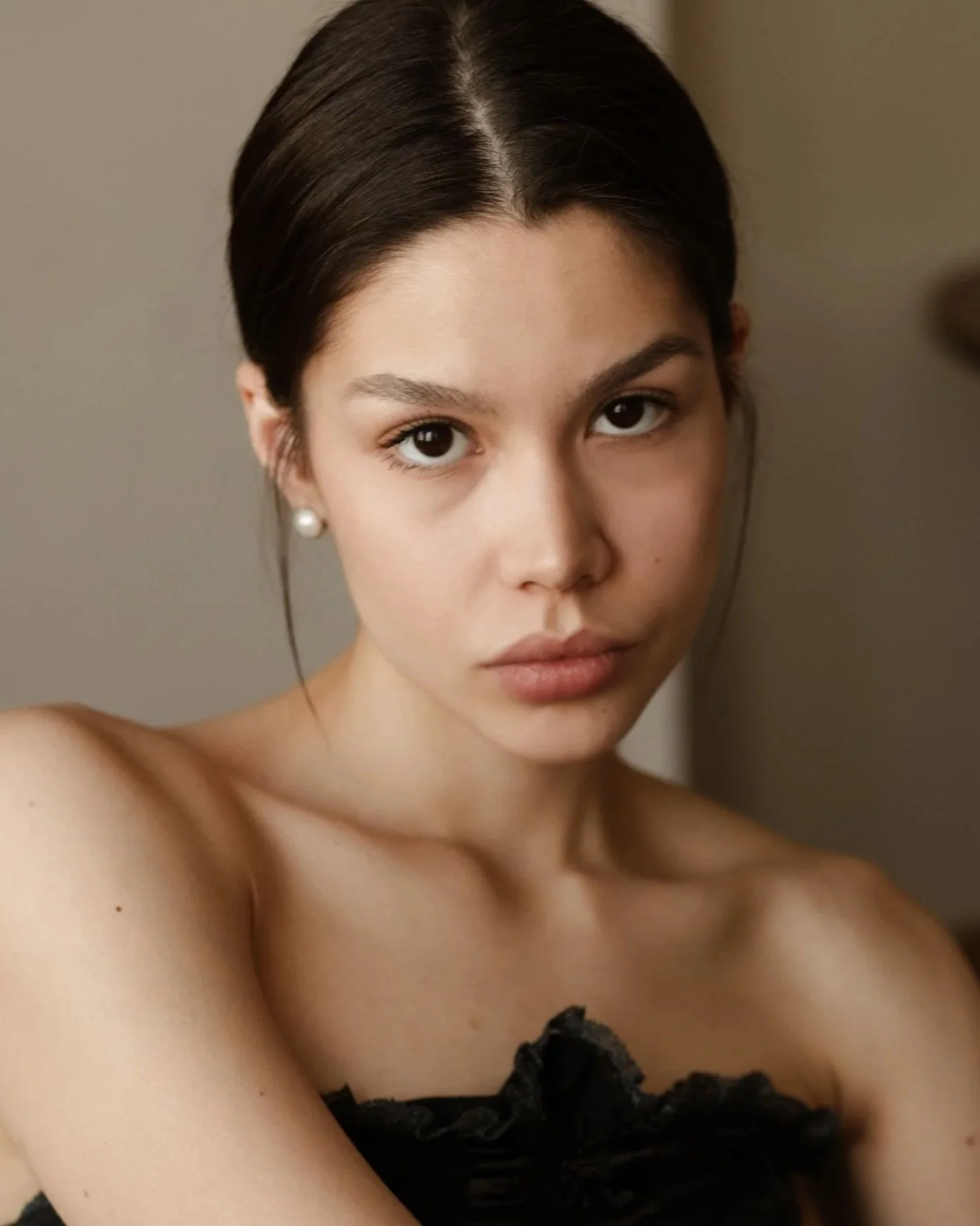 3-dilya-kussainova-main-book.jpg