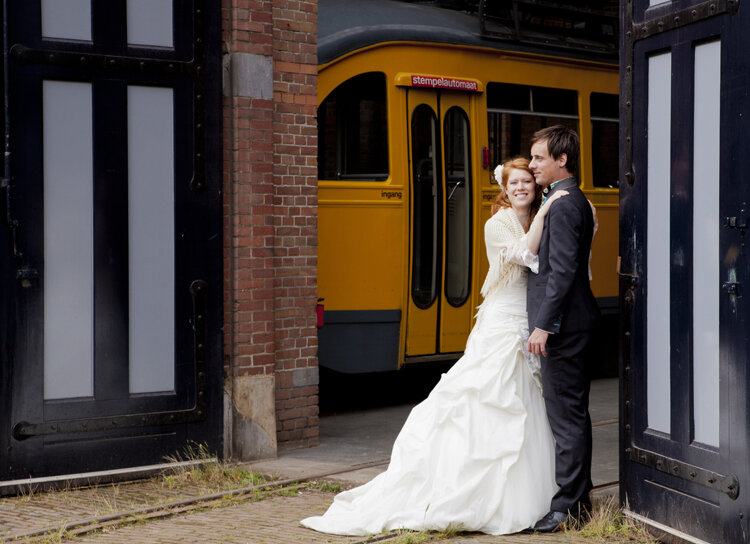 fotodelray_wedding_fotograaf_denhaag_tram.jpg