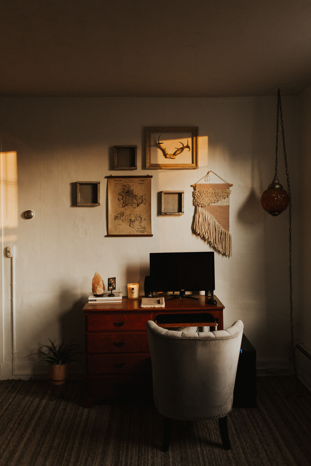 cozy-office-golden-hour-emilee-carpenter-photography-01.jpg
