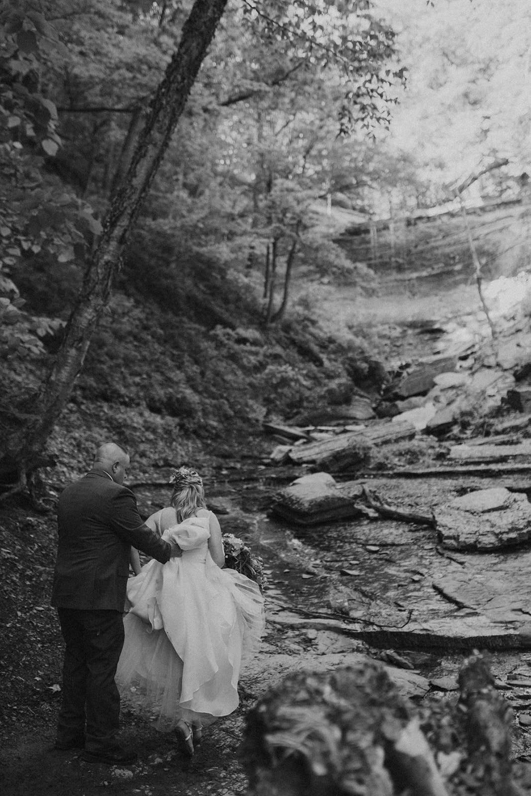 wedding-waterfall-session-emilee-carpenter-photography04.jpg