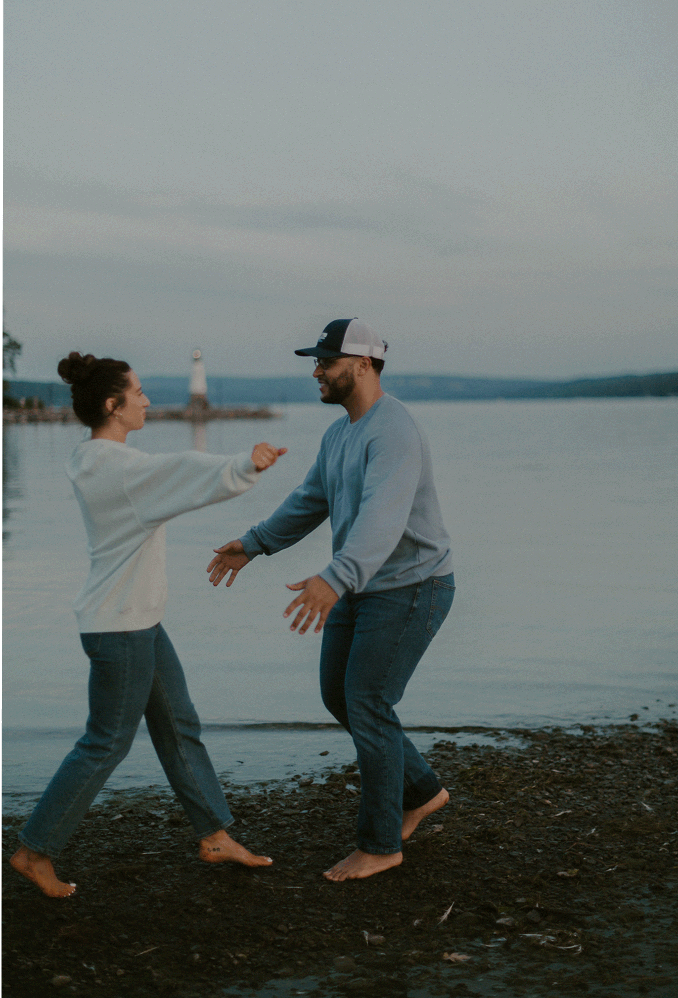 Sydney-and-Brady-top-engagement-shoot-locations-in-upstate-new-york-Emilee-Carpenter-Photography-1.gif