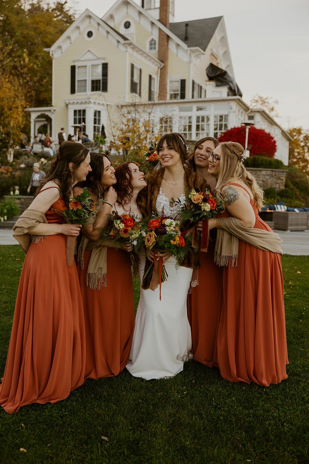 maggie-hade-fall-wedding-color-palette-emilee-carpenter-photography-443.jpg