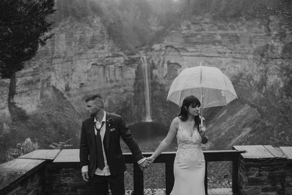 Adventurous-Wedding-Portraits-in-Upstate-New-York-10.jpg