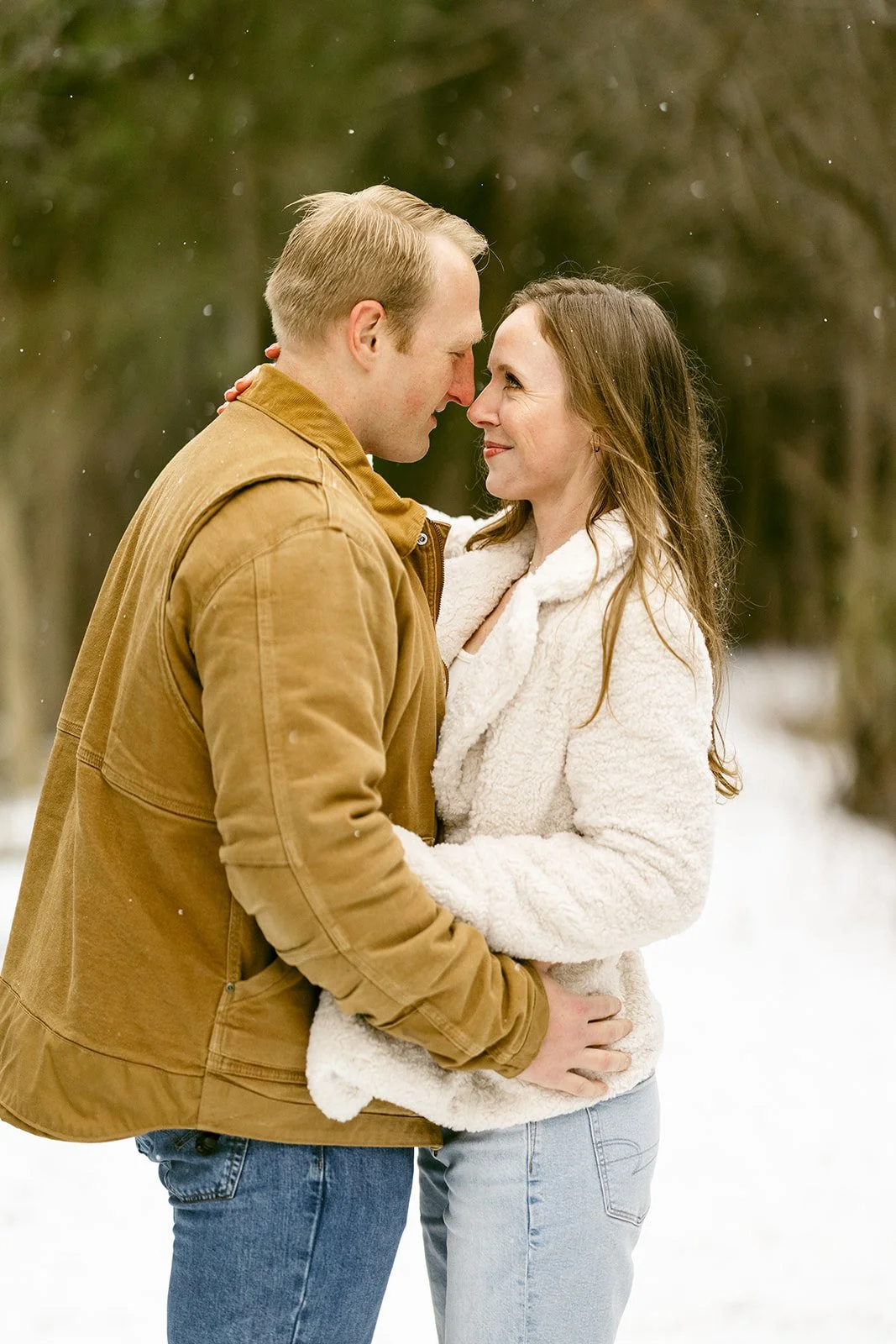 winter engagement photos dustin-taylor-green-lakes-state-park-engagement-shoot-emilee-carpenter-photography-5.jpg