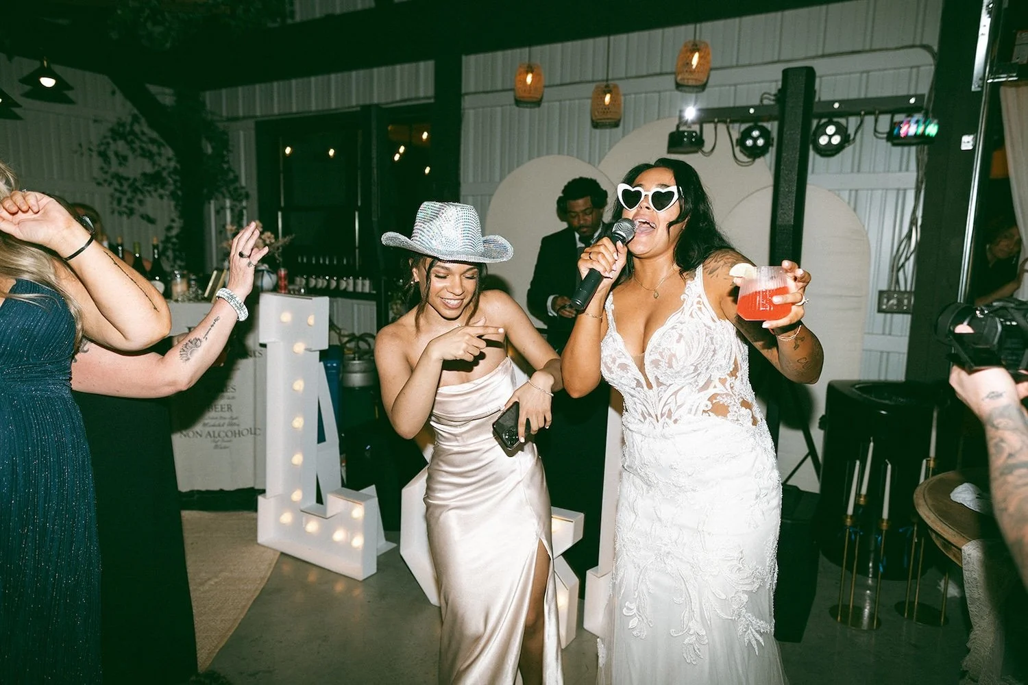 modern-rustic-wedding-at-the-pines-in-upstate-ny-50.jpg