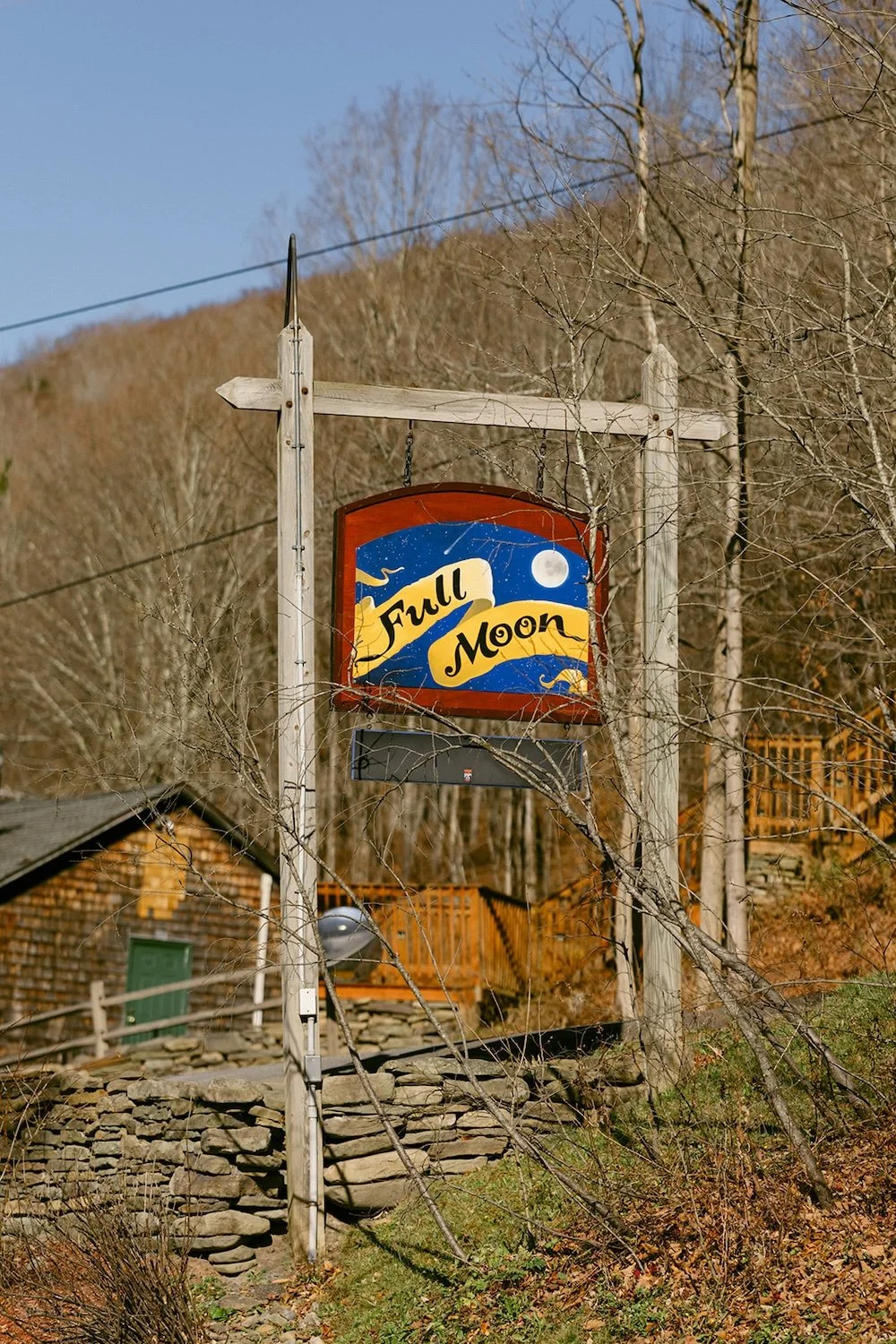 earthy-and-romantic-catskills-wedding-at-full-moon-resort-madi-and-eric-65.jpg