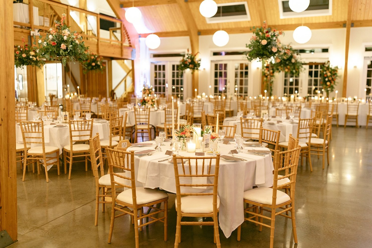 earthy-and-romantic-catskills-wedding-at-full-moon-resort-madi-and-eric-18.jpg