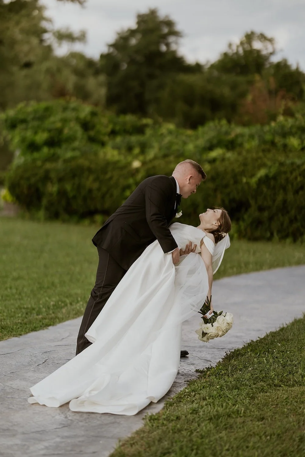 classic-lakeside-wedding-at-wagner-vineyards-on-seneca-lake-zoe-and-mike-11.jpg
