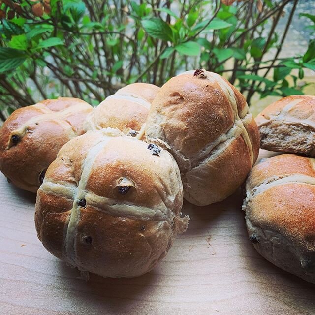 Hot cross buns...that time of year again!

#hotcrossbuns #easteriscoming #spice #allspice #shoplocal #staylocal #uppingham #rutland #lotsofbutter #havewithacuppa #supportlocalsmallbusinesses 
Ps. We are maintaining our high hygiene standards and have