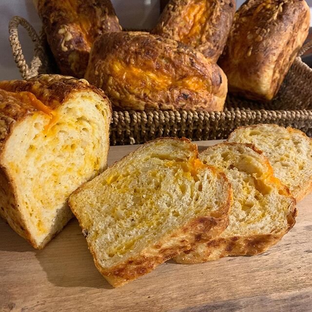 Cheese and onion bread.

#yummy #cheeseandonionbread #redleicester #differentbreads #cheesy #deliciousbread #uppingham #rutland #shoplocal #bakery