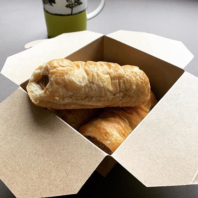 Homemade sausage rolls.
#bakedgoods #eatlocal #bakery #warmup #straightfromtheoven #sausagerolls #fresheveryday #josephmorrisbutchers