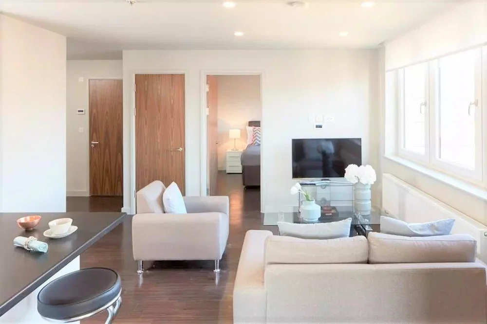 Trafford House, Basildon, SS16 5HG Dstrkt Flats — dstrkt