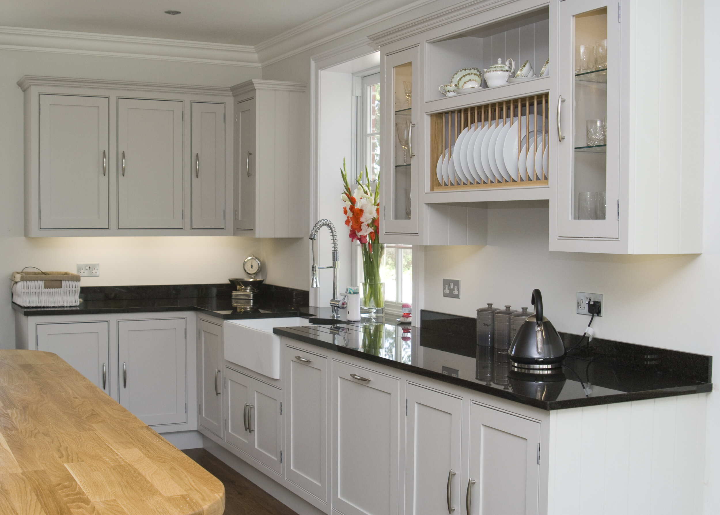 Fisher & Noble - Bespoke Manufactured Kitchen 5.jpg