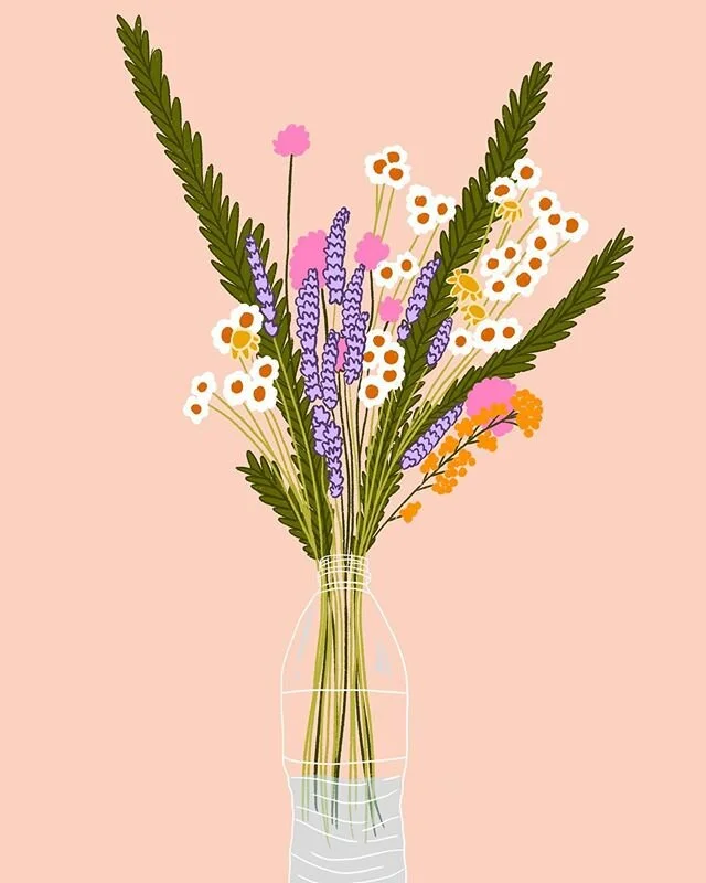 Recycle your water bottles 🌼🌸🌼🌸 #floraldesign