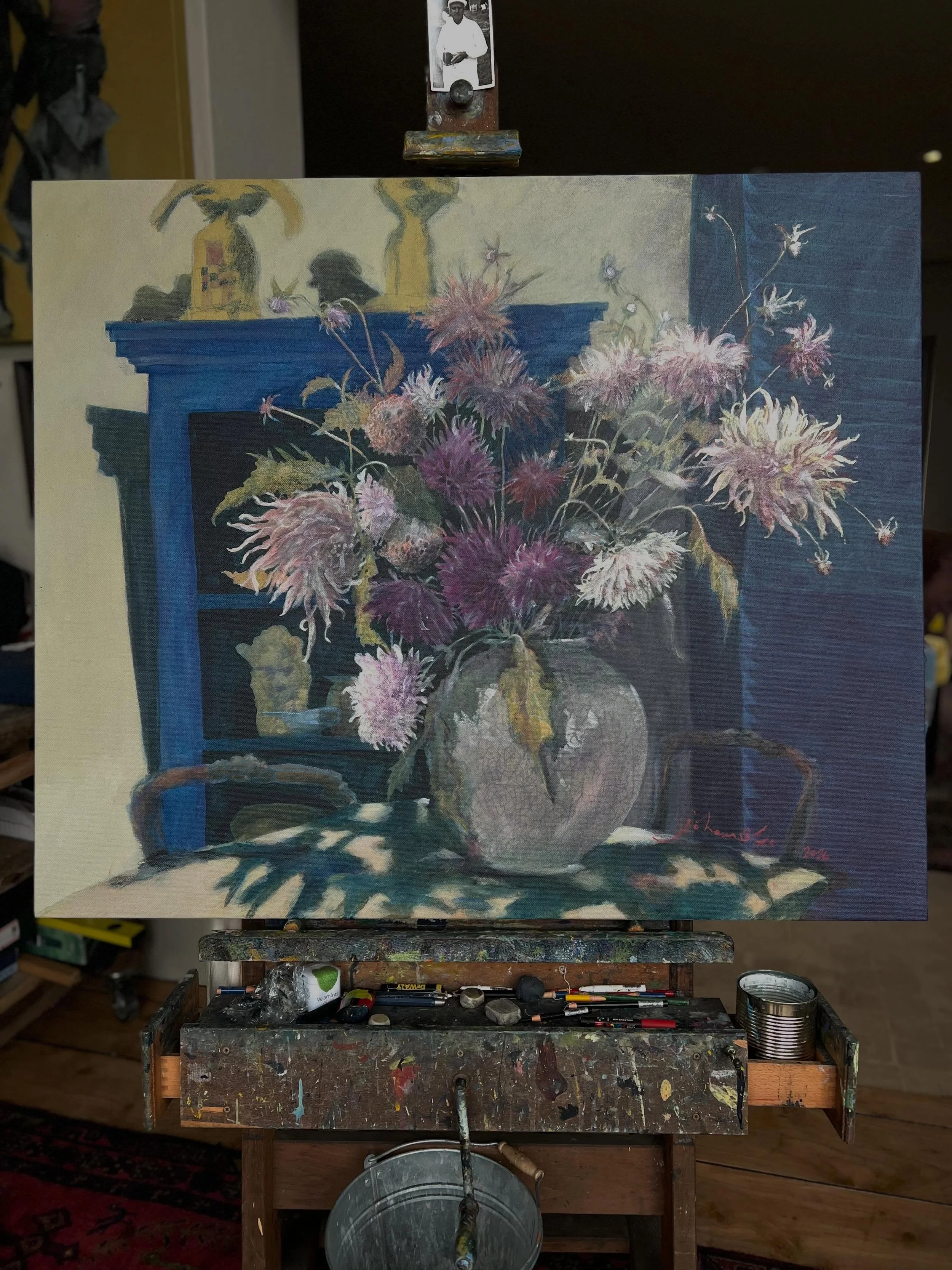 dahlias and blue cupboard #blue #dahlias #flowerstagram #stilllife