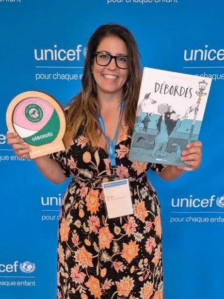 Yesterday I received this beautiful award from Unicef, for my book D&eacute;bord&eacute;s (aka Flooded), in Paris. It&rsquo;s very special because it was voted by children. Merci! 🥰

@glenatjeunesse