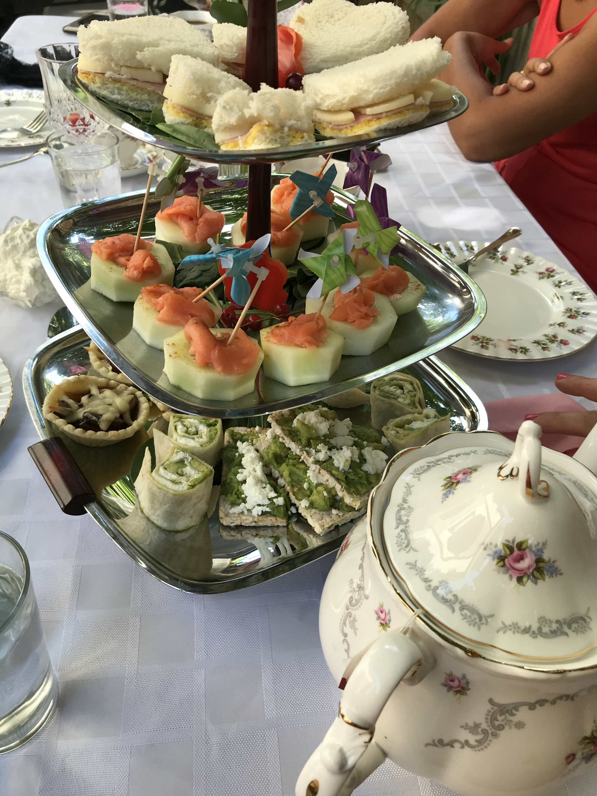How to Host a Nerdy Tea Party – Some Nerd Girl