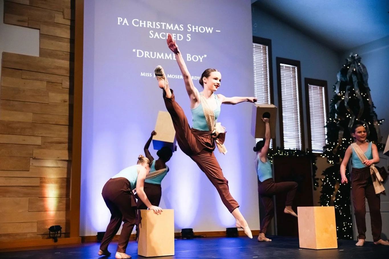 More special moments captured at our Recreational Christmas Shows, Christmas Wish! Wishing you a merry Christmas Eve!