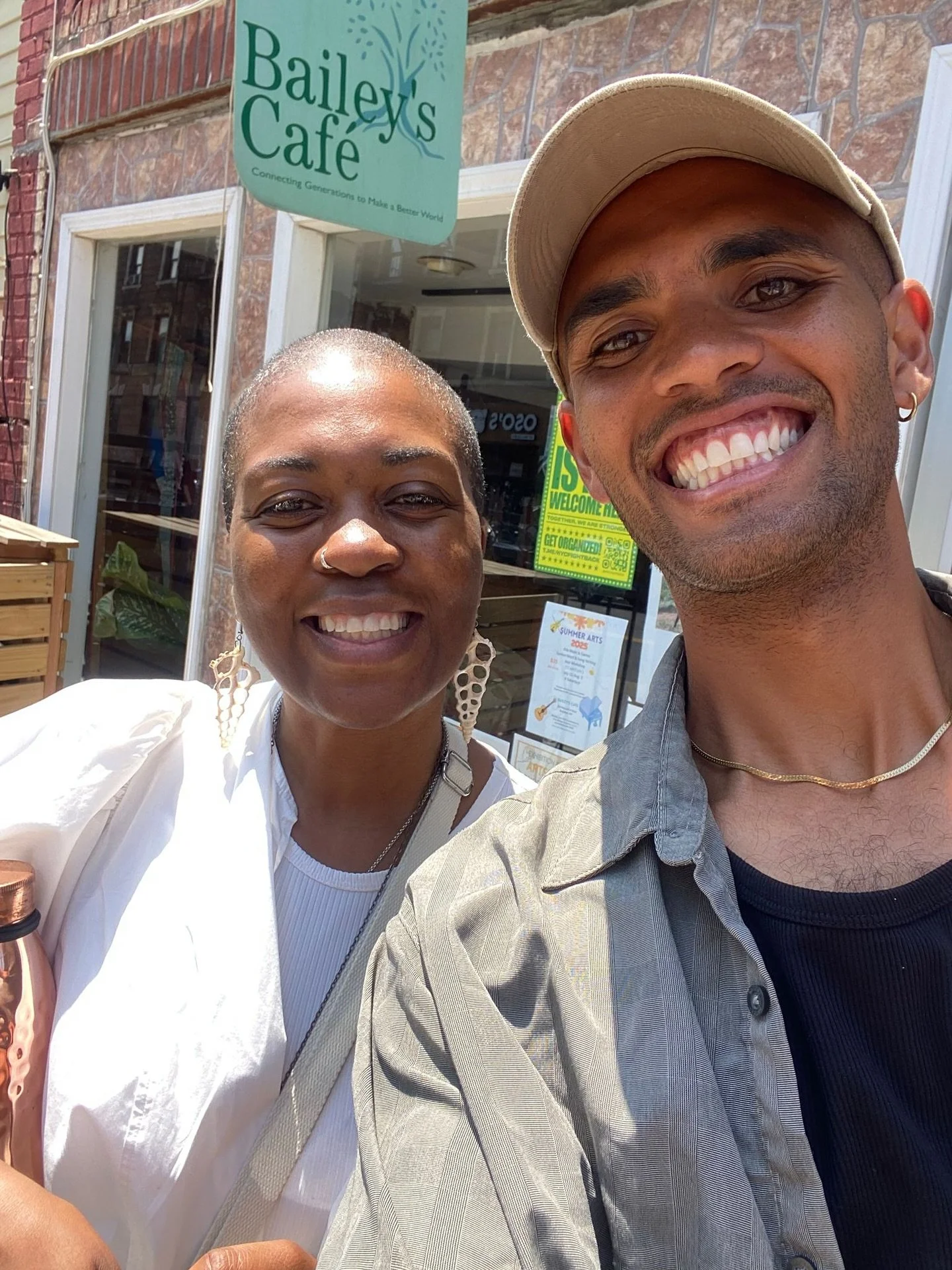 This is me trying to out smile @whoisjaden_ during a pause in our day at @baileyscafebk when we held our in-person Reparations Caf&eacute; last month for the @culturepusher Symposium. 😁😁😁

More photos coming soon, but in the meantime, you&rsquo;re