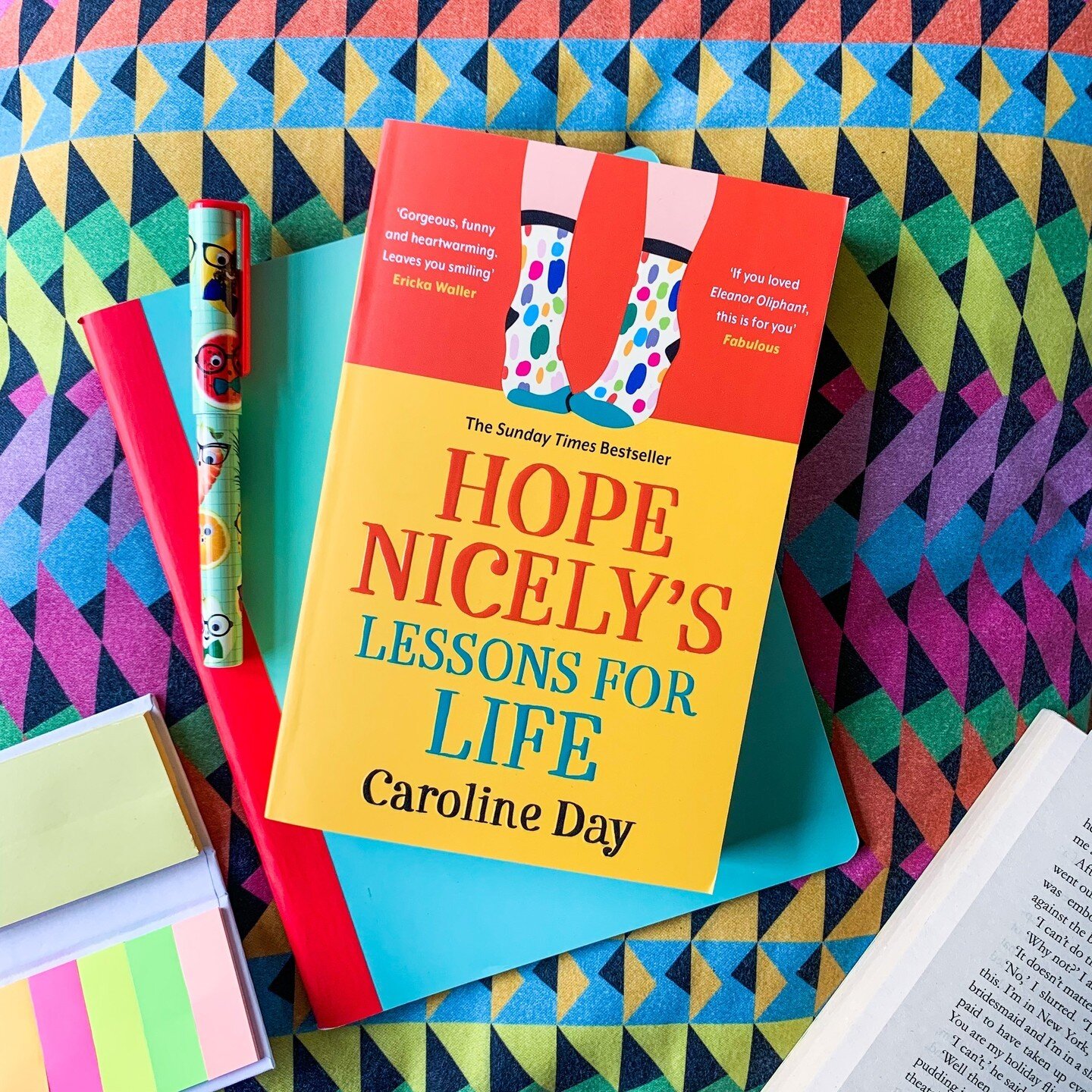One-line wonder ✨⁠
⁠
We LOVE seeing your one-line reviews! 🙌⁠
⁠
These are some of the stellar recommendations coming off the back of our recent Readalong for Hope Nicely's Lessons for Life.⁠
⁠
We're also so thrilled to be able to share some of our f