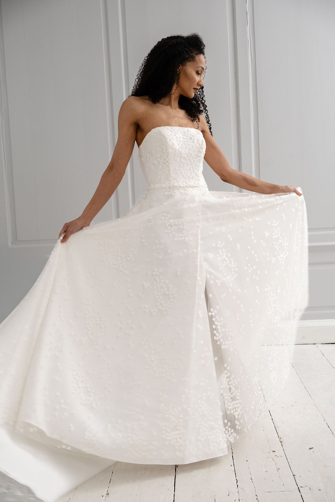 Guelder over dress
