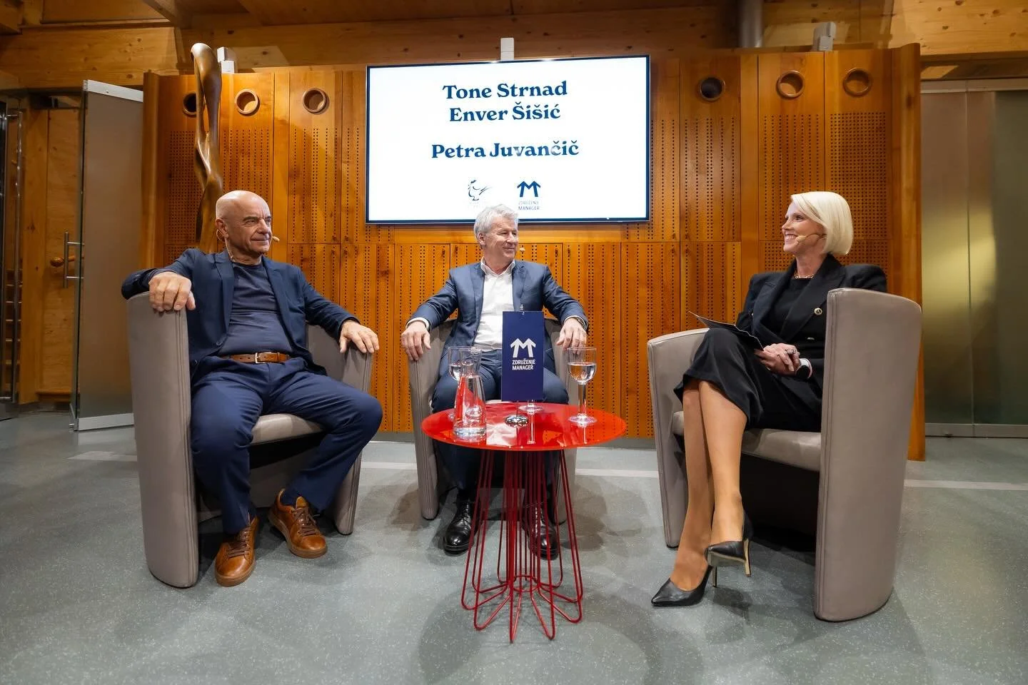 𝓟𝓸𝓶𝓵𝓪𝓭 𝓳𝓮 č𝓪𝓼 𝓭𝓸𝓫𝓻𝓲𝓱 𝔃𝓰𝓵𝓮𝓭𝓸𝓿 𝓲𝓷 𝓷𝓪𝓿𝓭𝓲𝓱𝓾𝓳𝓸č𝓲𝓱 𝓹𝓻𝓪𝓴𝓼🌱
 
Na pragu pomladi smo v &Scaron;krabčevi domačiji skupaj z Združenje Manager gostili leto&scaron;nja nagrajenca tega uglednega stanovskega združenja &mdash