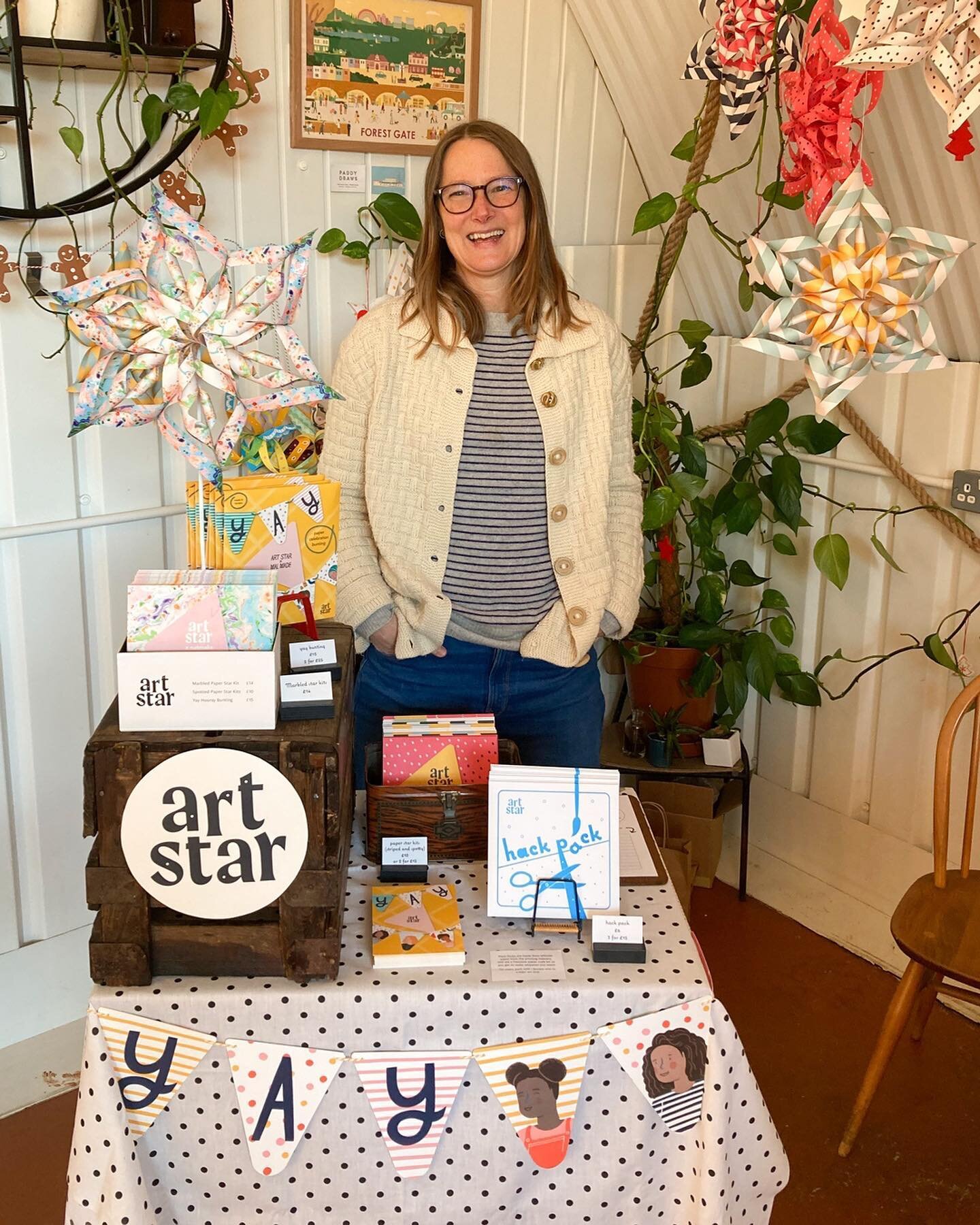 What a glorious sunny day we had for the Ramble Christmas Market and Bun Day on Saturday ⭐️⁠
⁠
And what a treat to spend the day with this fabulous group of #femalefounders 💛  @slowmoon_design @boucle_co @clare.ceramics @sophieharpleystudio @jess_._