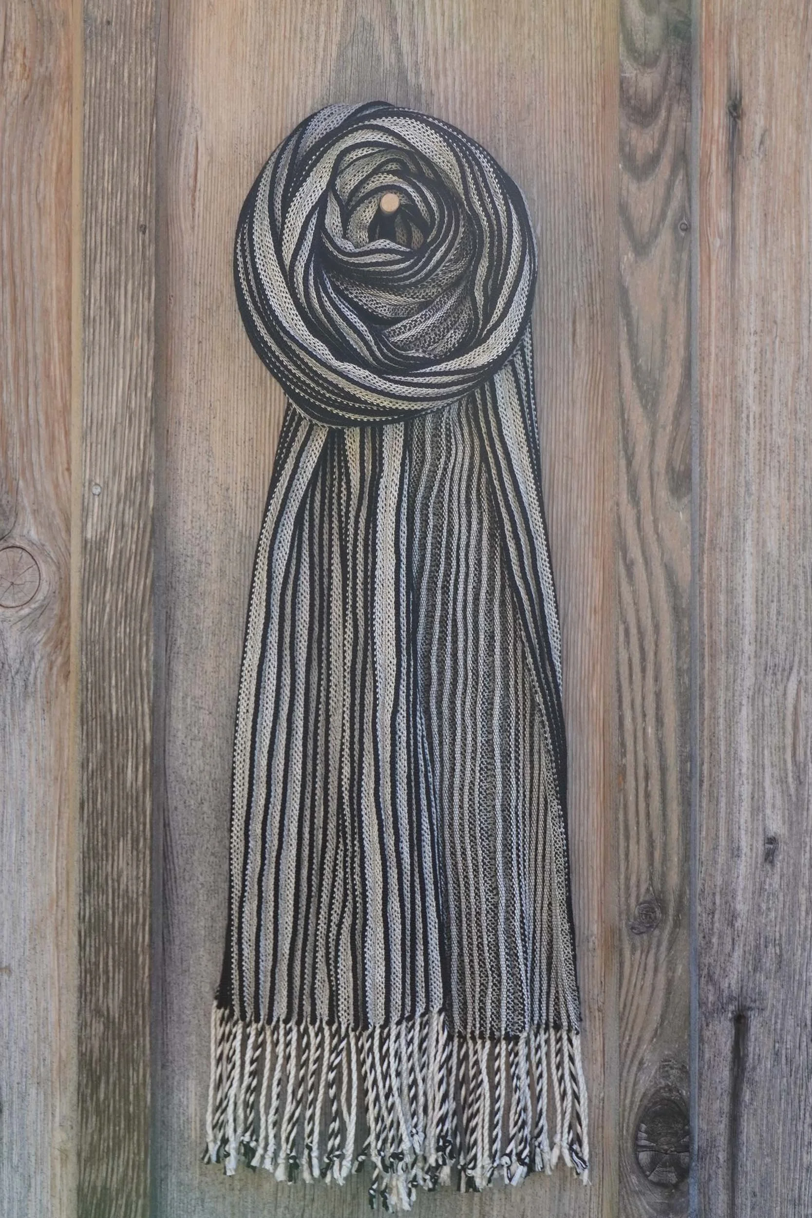 Chanterelle Halstuch schwarz.jpg