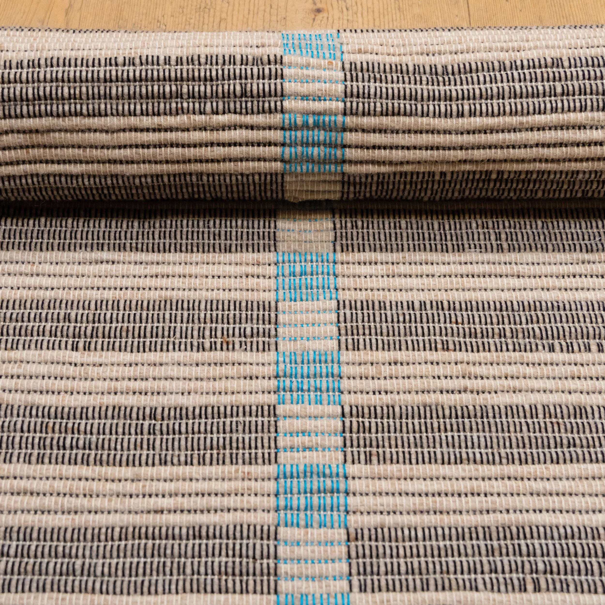 Intervall Türkis Detail.jpg