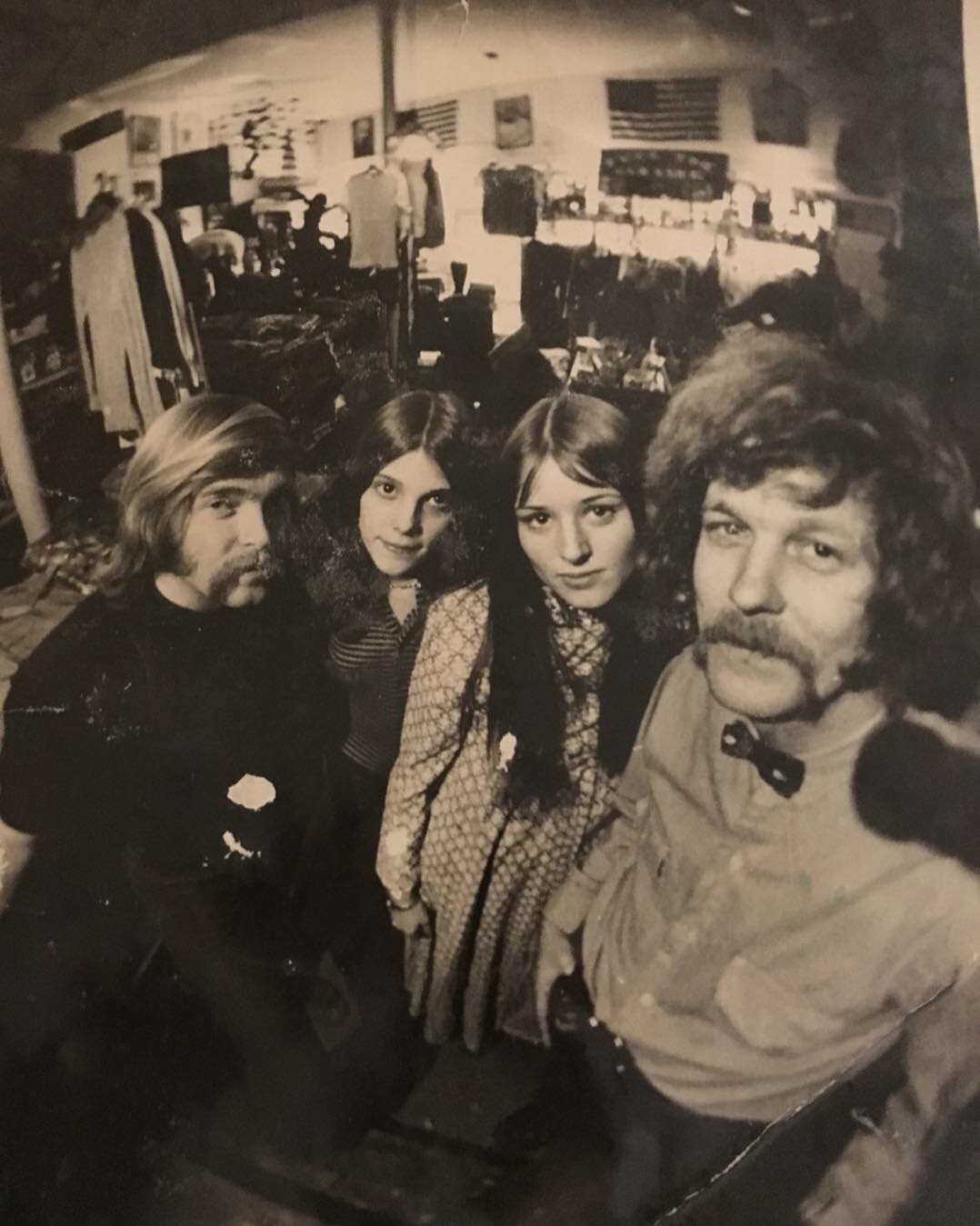 An original selfie by an original thinker

Did you know Dotty&rsquo;s started as an eclectic gift shop before becoming World Hamburger Headquarters? 🚀🍔

🤳🏼circa 1969
From L to R: shop employee JR, Susan Stanley, friend Tabitha and Dotty&rsquo;s F