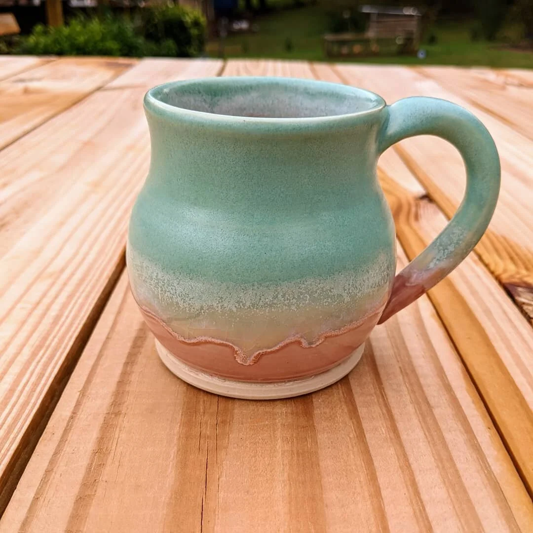 The most delicious mug I've ever made 😍 

#pottery #art #artistsoninstagram  #ceramic  #amaco  #coyote #seafoam #pink
