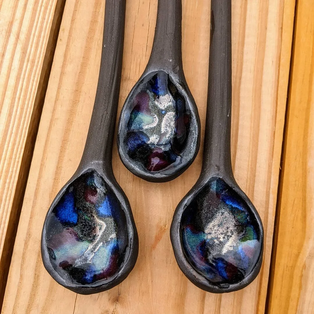 Galaxy spoons

#art #artistsoninstagram #pottery #ceramic #amaco #cosmicteadust #cosmic  #galaxy
