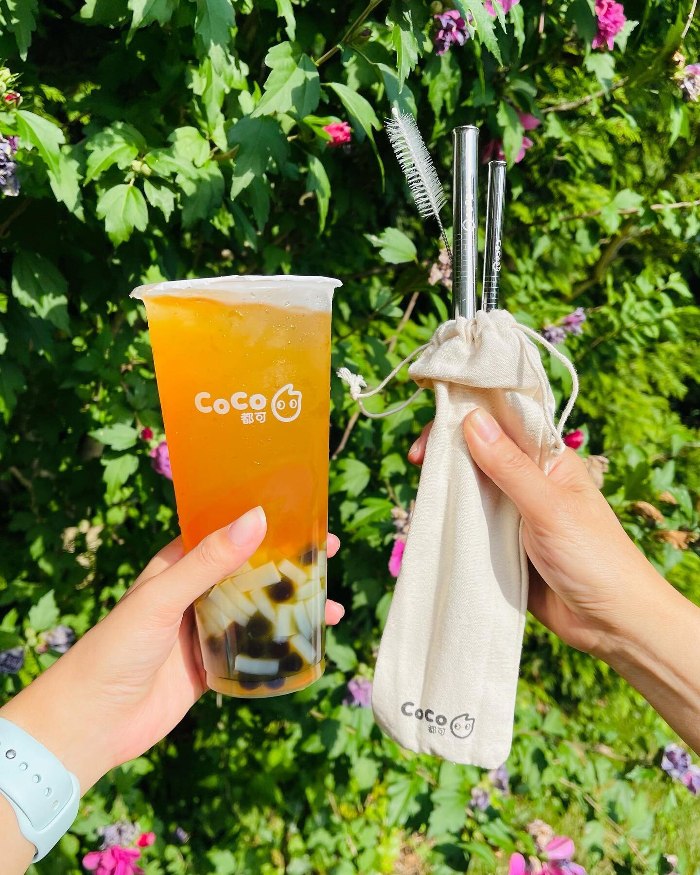 Purchase our CoCo Reusable Straw before it&rsquo;s gone! 🍃⠀
⠀
{$1 off when you purchase from our app}⠀
⠀
#cocofreshteaandjuice #reusablestraw #ecofriendly #reusable #earth #gogreen #reuse #plasticfree #tea #healthyliving #liveyourbestlife #boba #bub