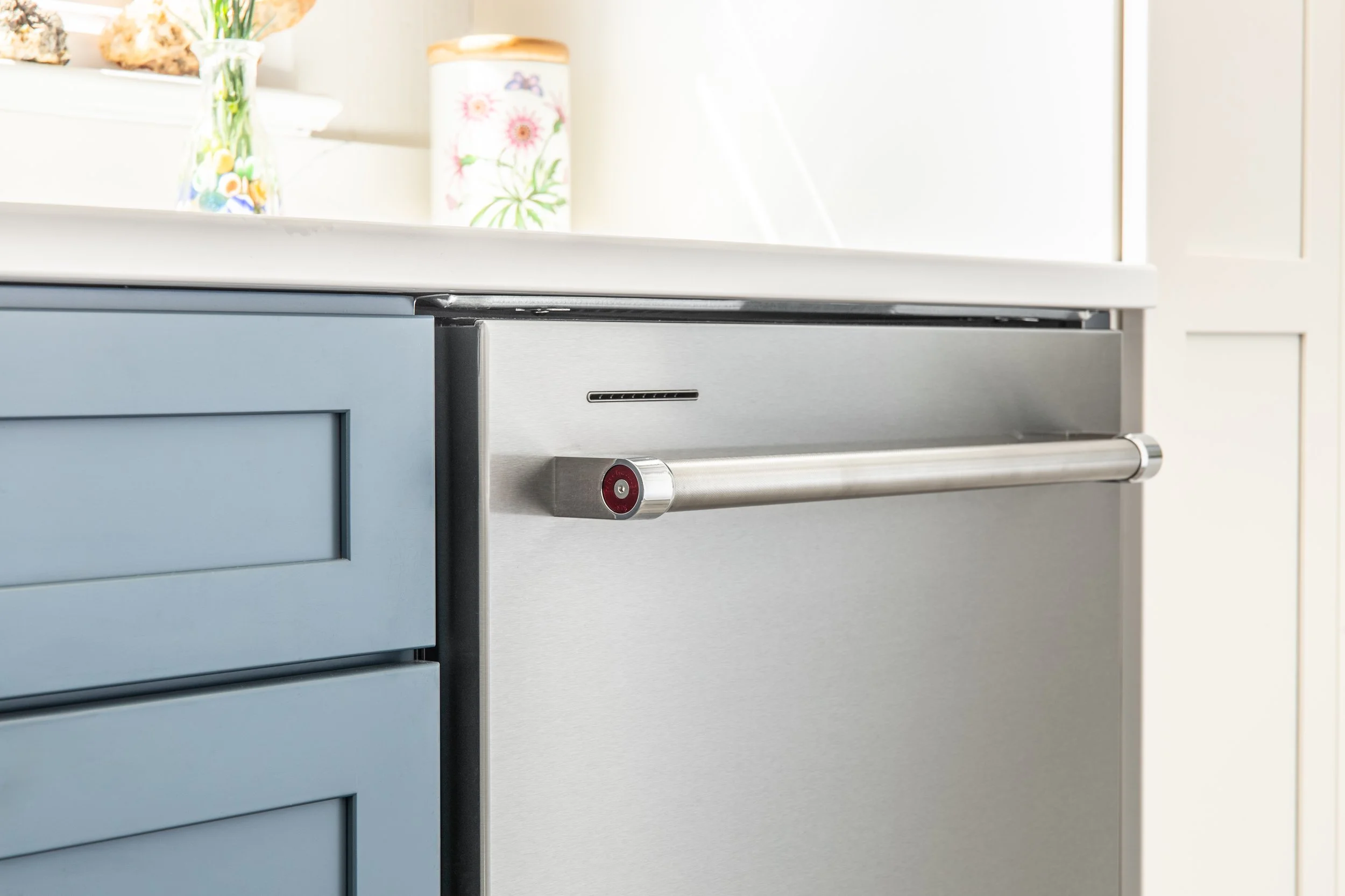 Kitchen Remodel by The Coral Hammer — Project 2 project photo 4