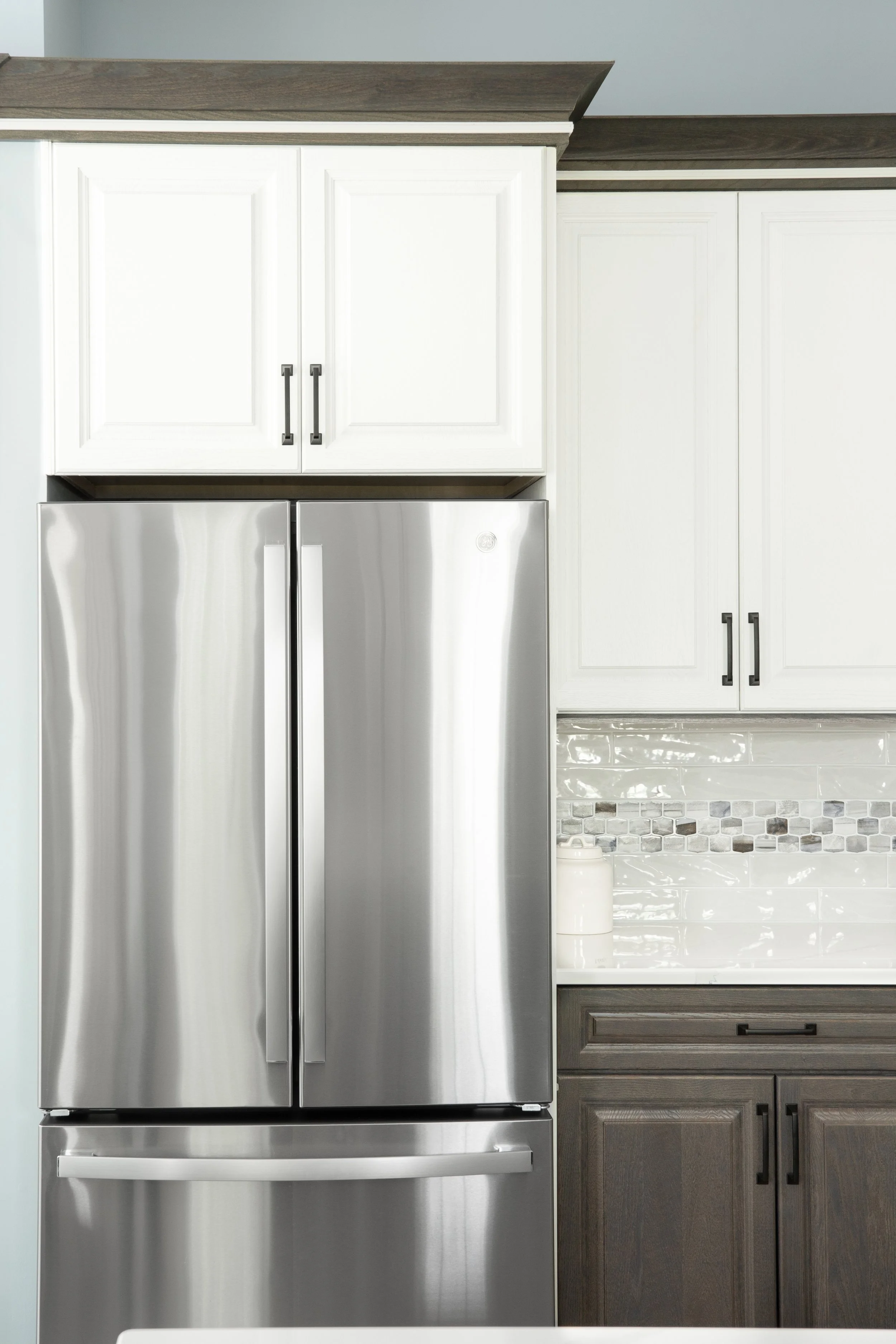 Contemporary Transitional Kitchen Remodel by The Coral Hammer project photo 8