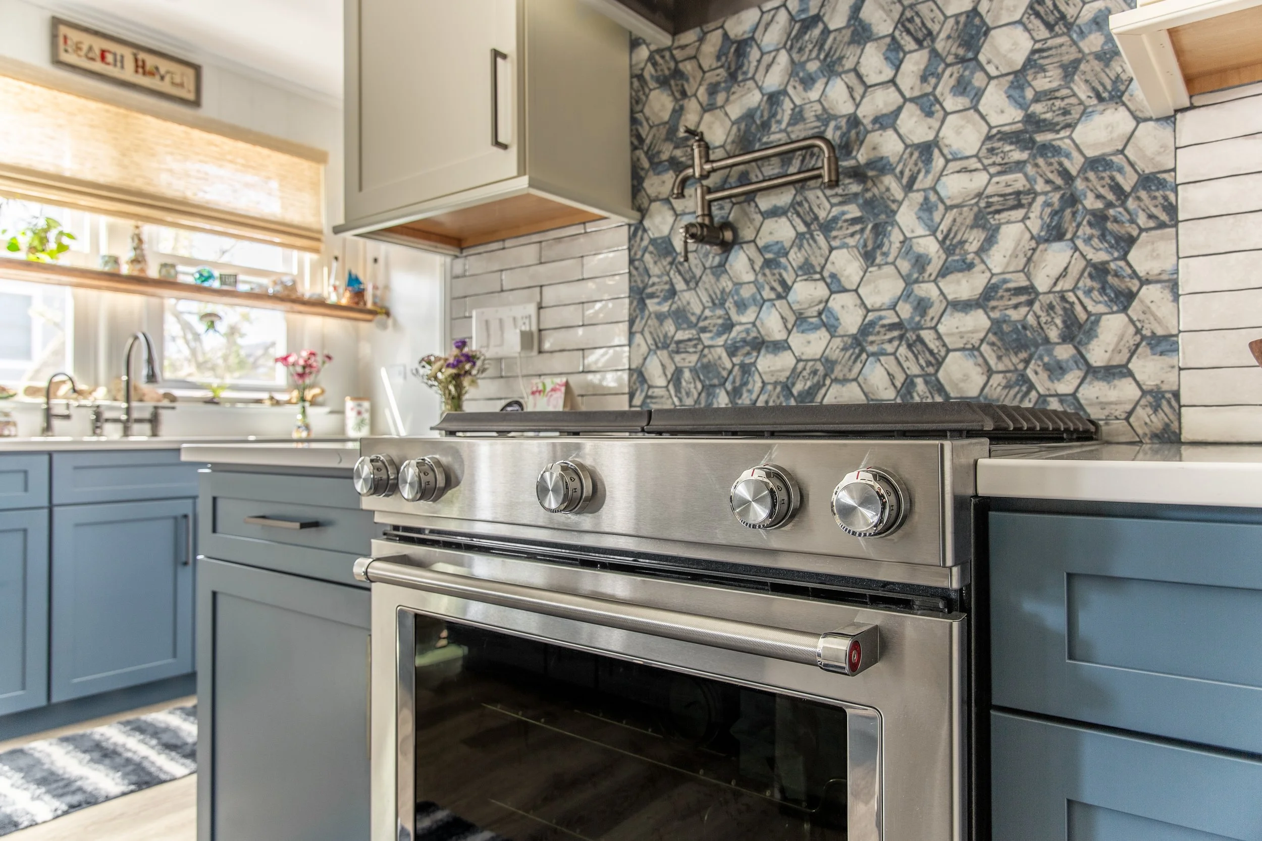 Kitchen Remodel by The Coral Hammer — Project 2 project photo 3