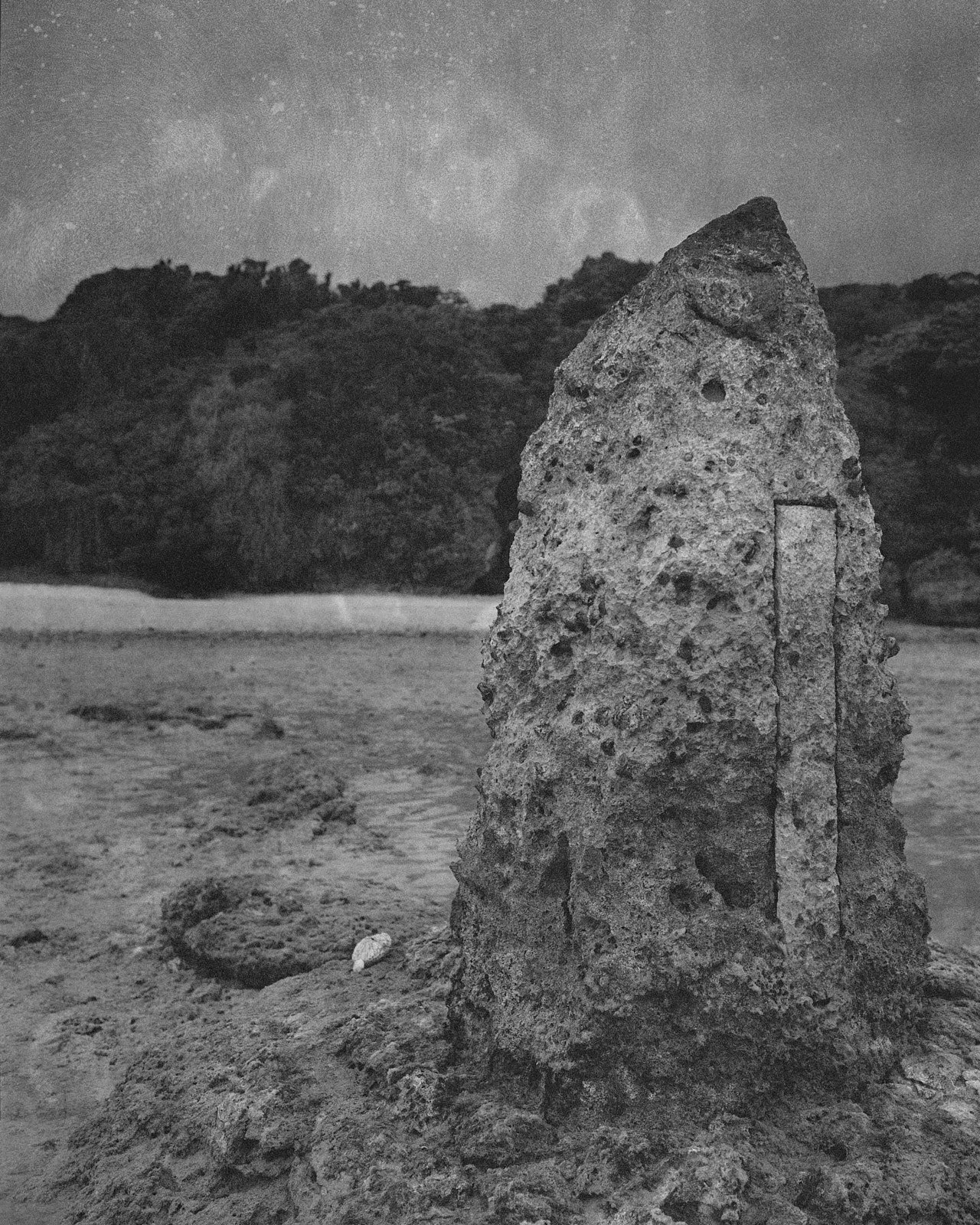 DES ÉTOILES, DES STÈLES ET DU TERRITOIRE