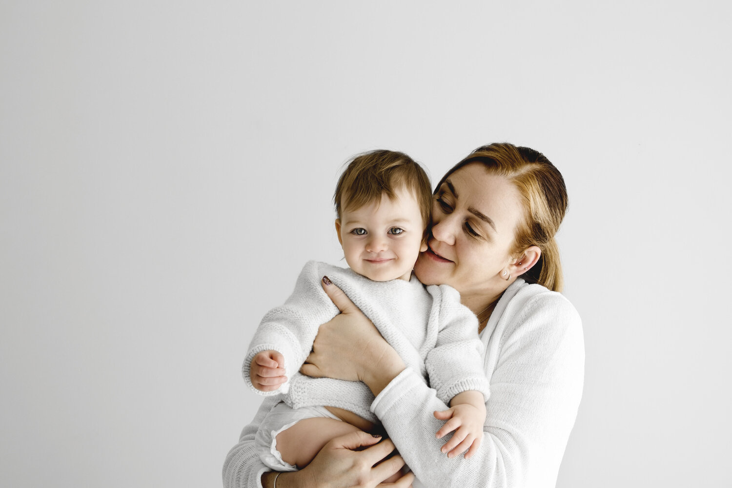 what-to-wear-to-a-baby-photo-shoot-15.JPG