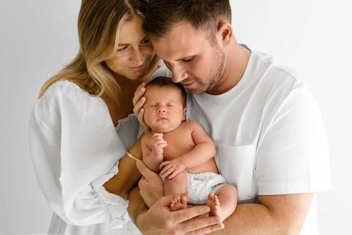 Newborn Photography at 14 Days — and Why the Window is a Myth