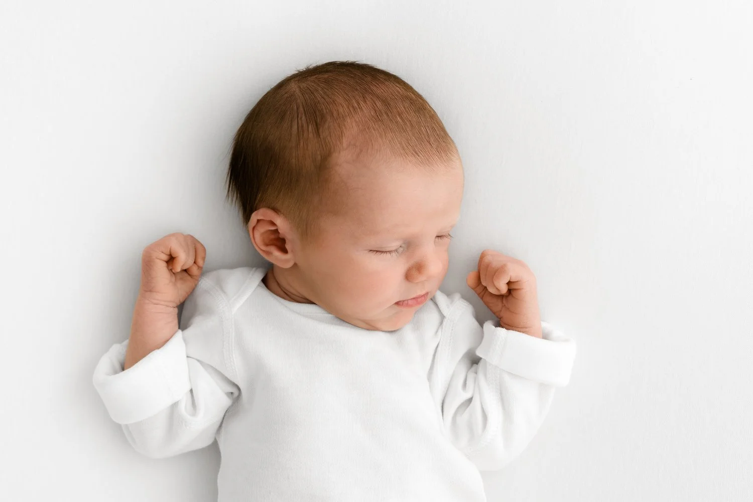 Natural prop free newborn baby photography at Mabel and Moose studio Monifieth Dundee