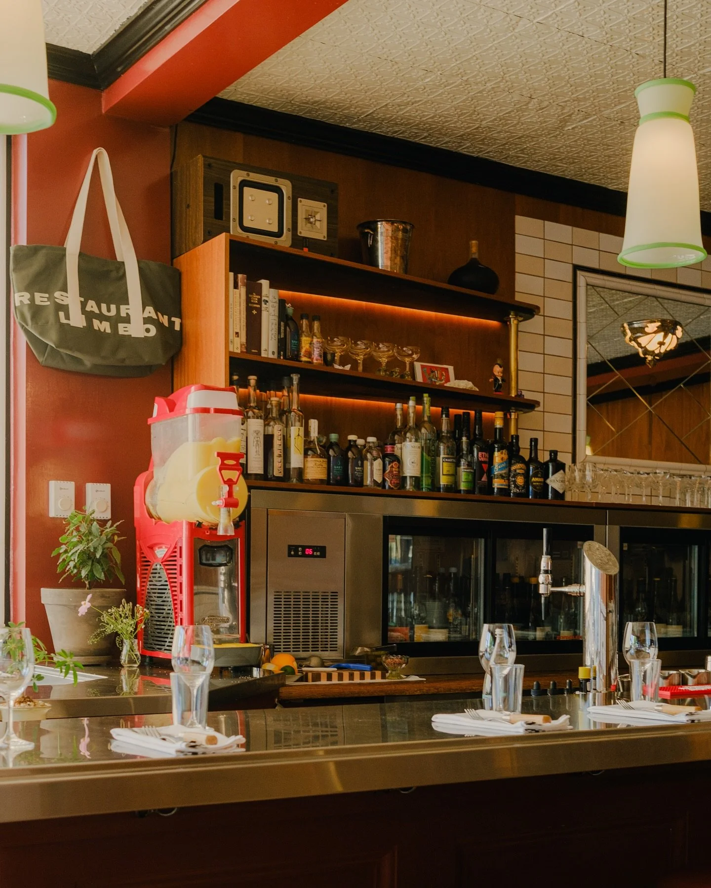 restaurant.limbo_1760637598_3744822053410078968_69467081957 (1).jpg