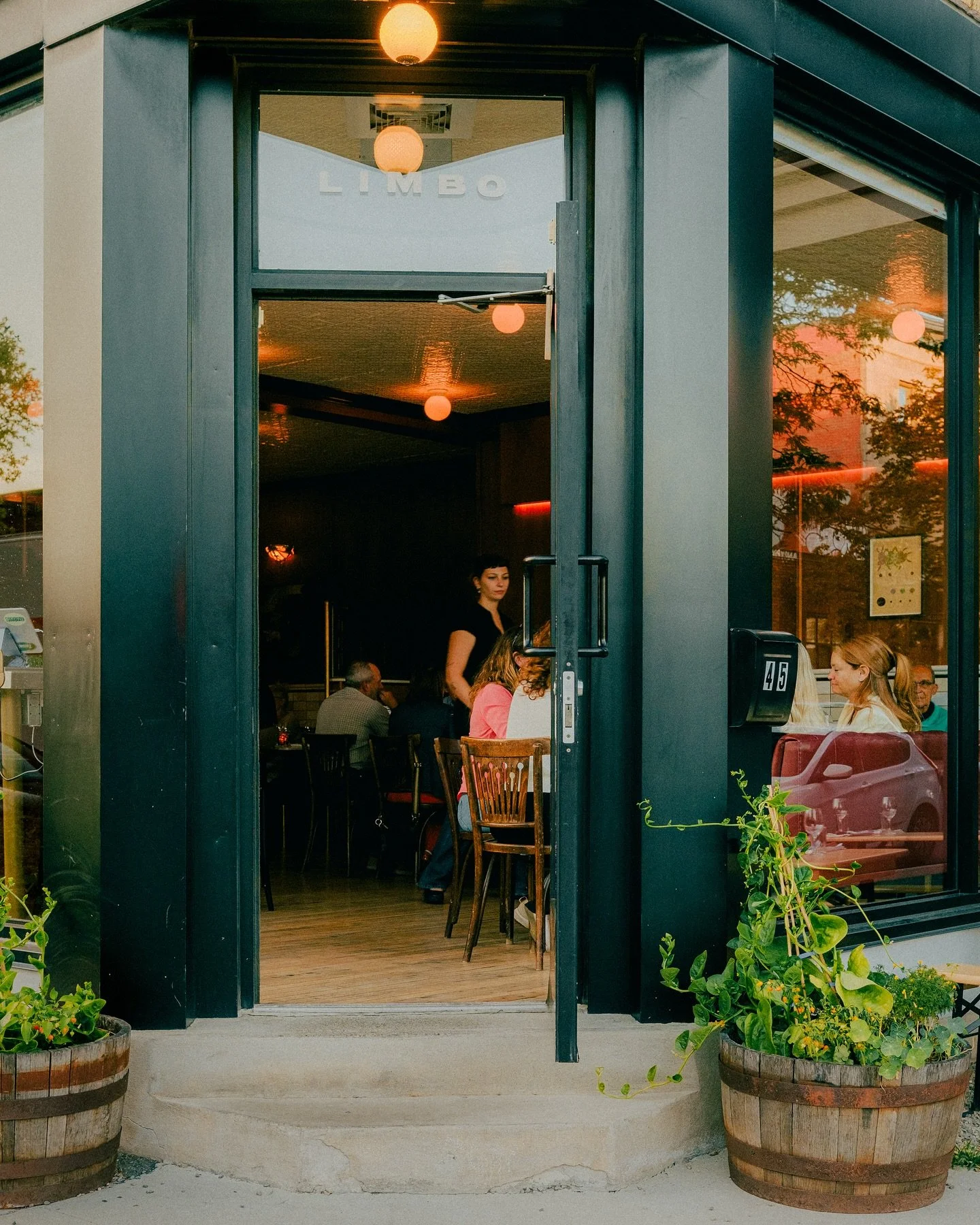 restaurant.limbo_1760637598_3744822053544280386_69467081957 (1).jpg