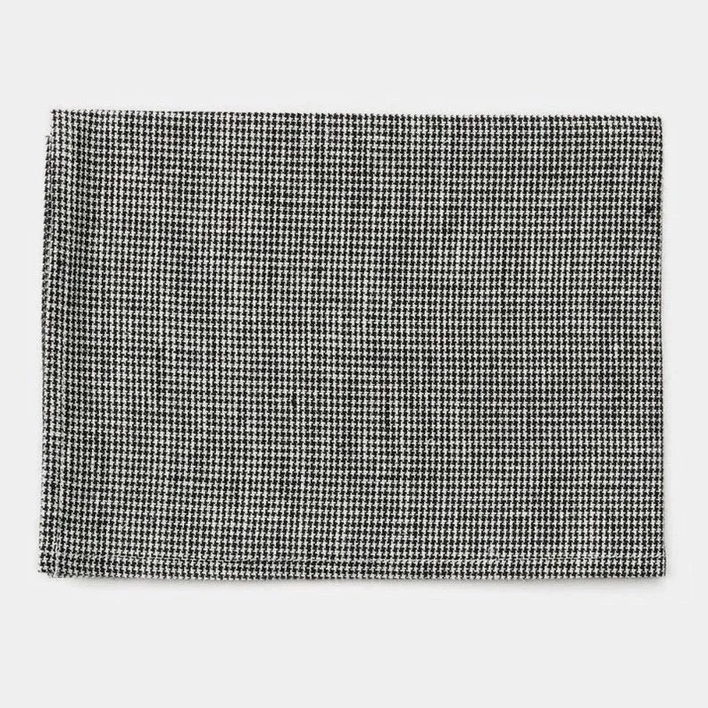 black+houndstooth_fogk.jpg