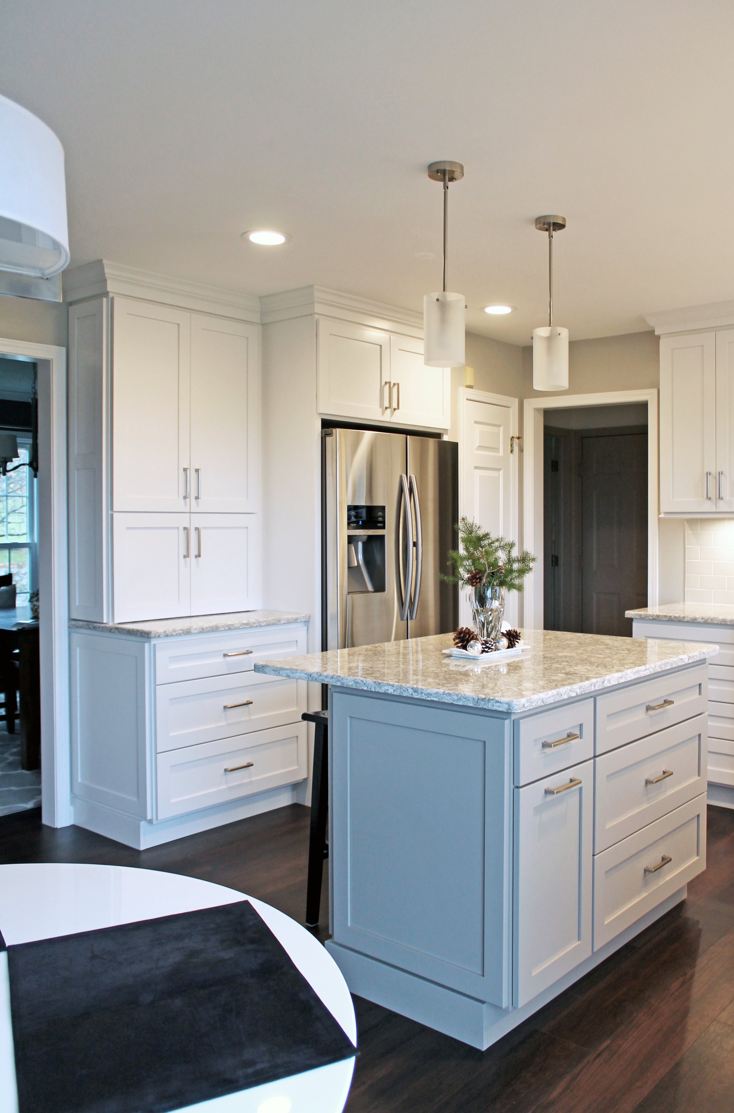 Current MDF Light Grey and Simply White 002.jpg