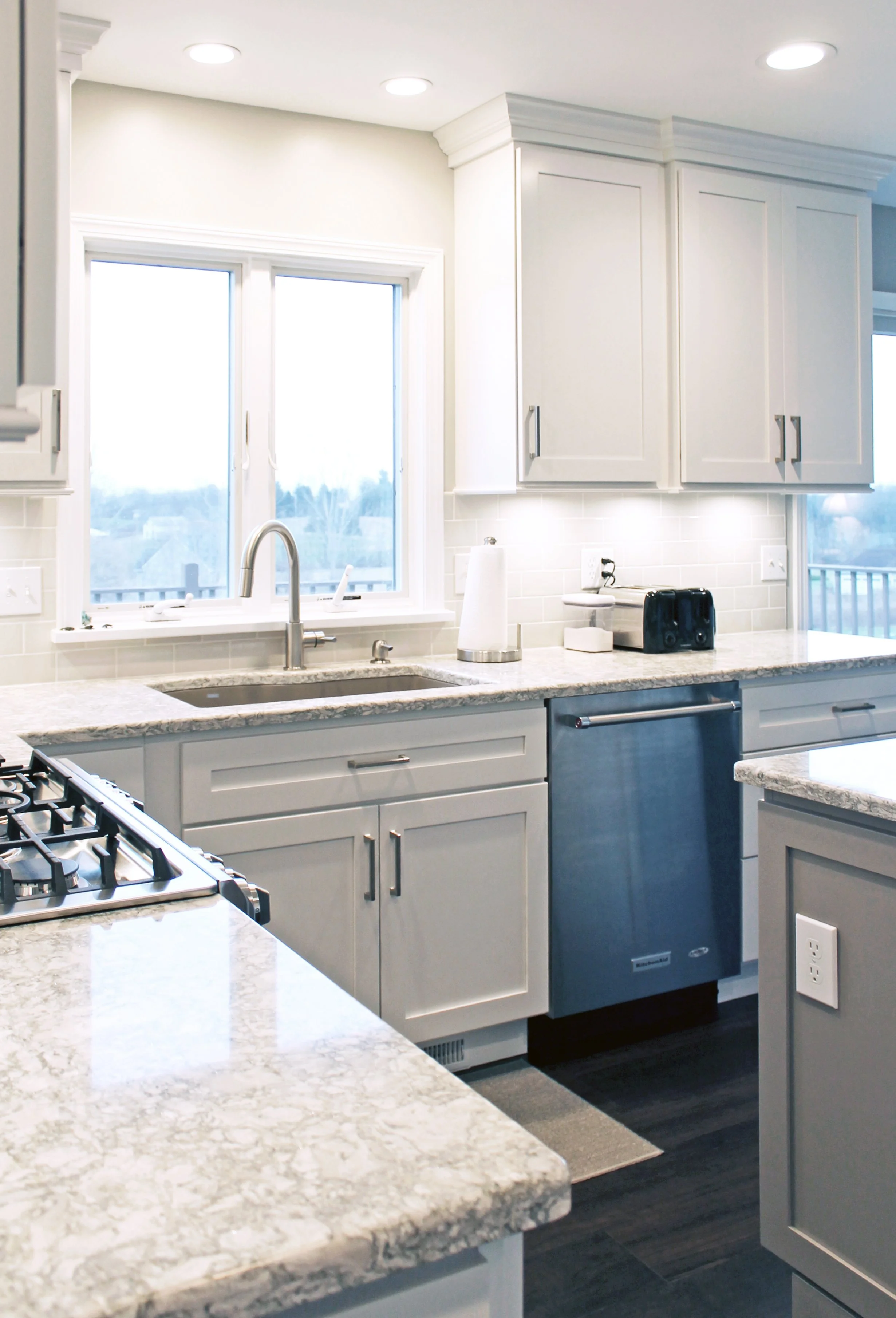 Current MDF Light Grey and Simply White 004.jpg